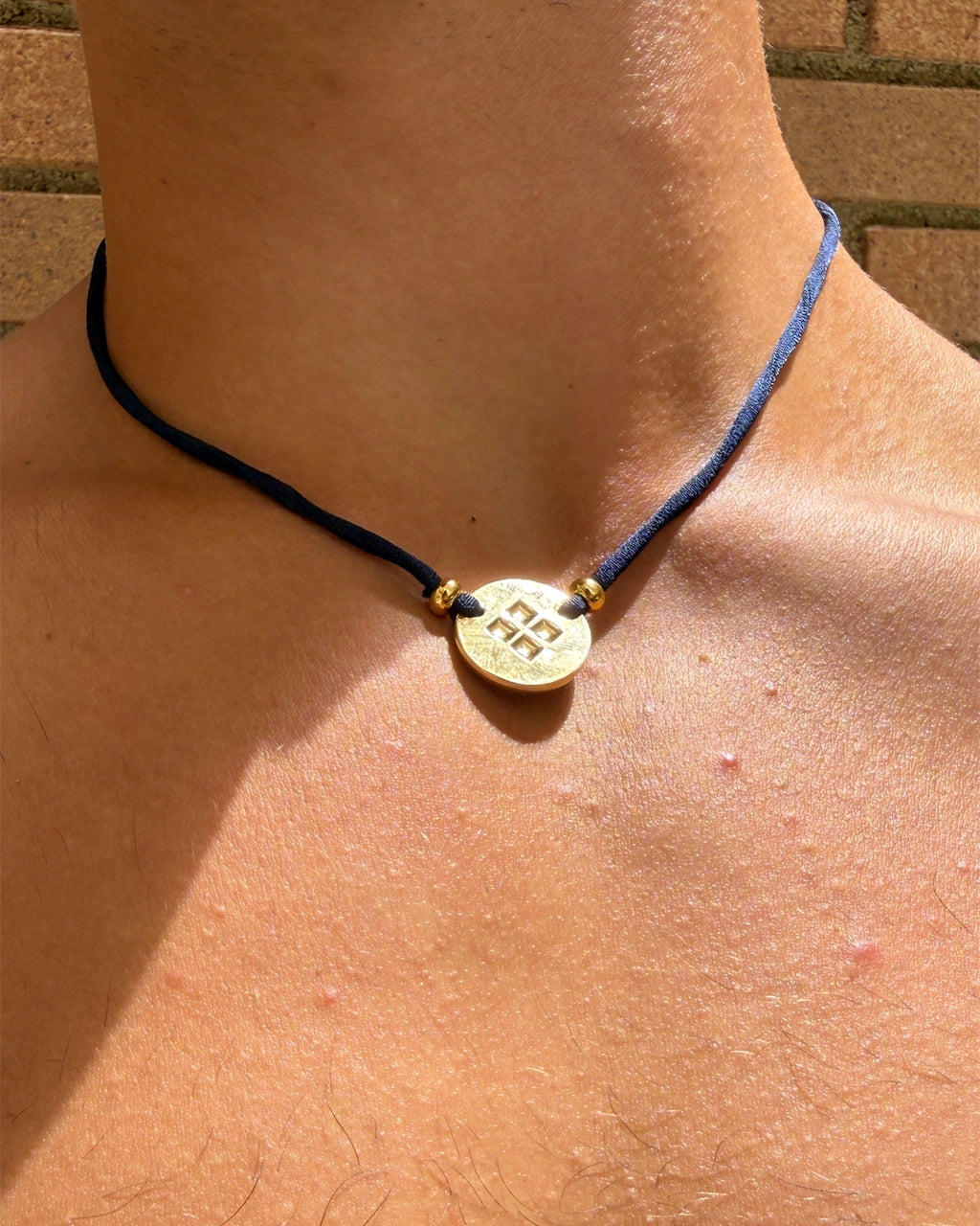 Collar Eje Oro