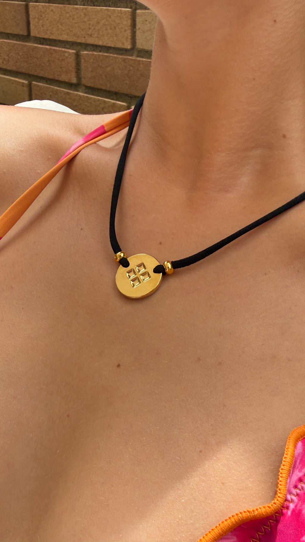 Collar Eje Oro