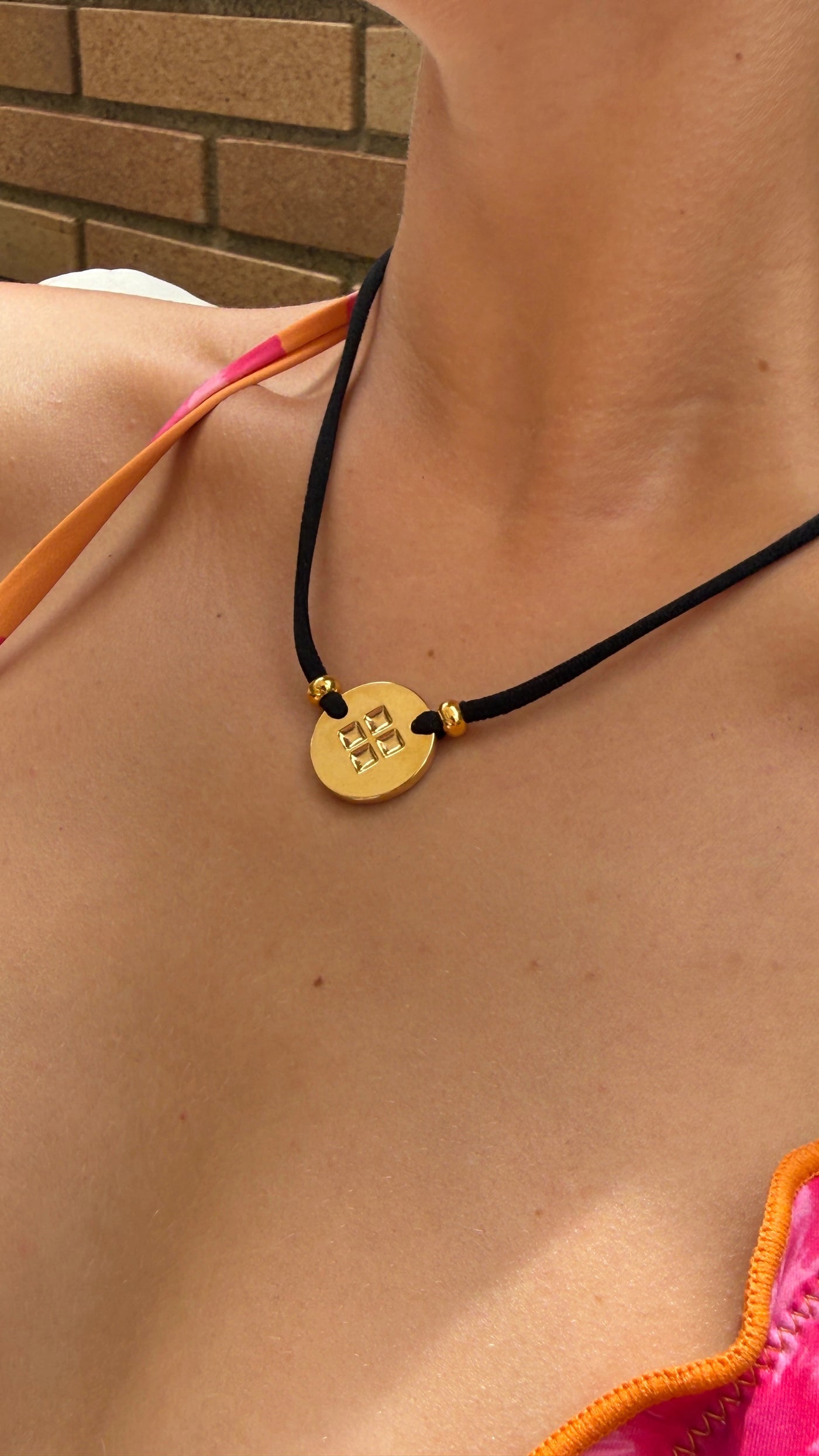 Collar Eje Oro