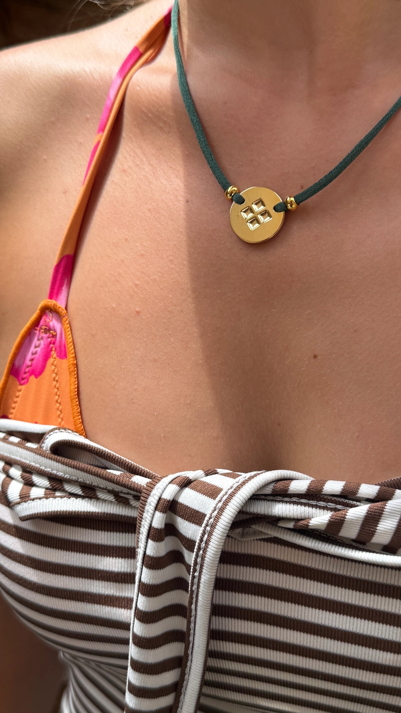 Collar Eje Oro